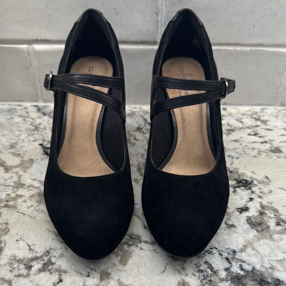 Clarks Black Mary Jane Heels with Cross Strap - NIB - 6.5